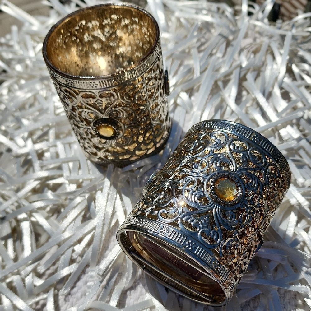 Bombay Company Amber Color Jeweled Votive Pair With Gold & Silver Shimmer